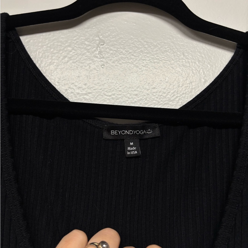 Beyond Yoga Black Jetsetter Ribbed Jumpsuit Size Medium - Picture 5 of 8